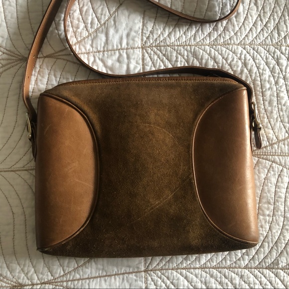 GUCCI Vintage 1970s Authentic Suede and Leather Purse - Picture 8 of 15